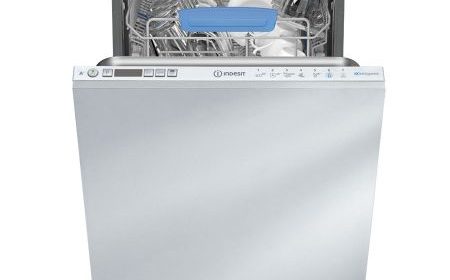 Review pe scurt: Indesit DISR 57H96 Z